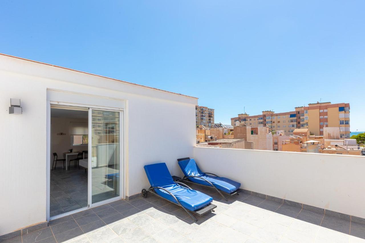 Apartamentos Lola Beach Málaga Exterior foto